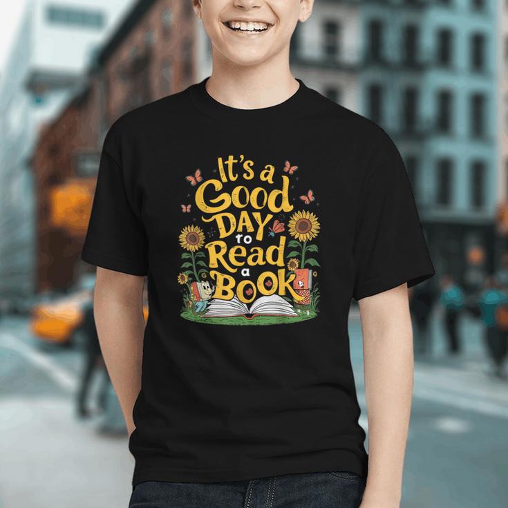 Inspiring Reader: A Good Day for Books Back to School Youth T-shirt Inspiring Reader: A Good Day for Books Back to School Youth T-shirt