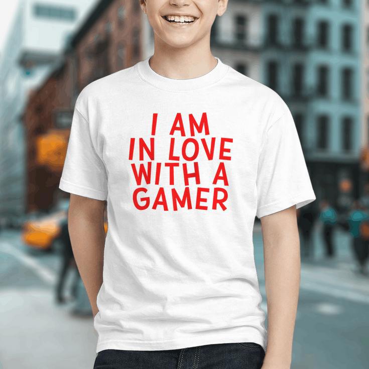 I Am In Love With A Gamer Cute Valentines Day Gamer Couple Raglan Baseball Tee Graphic Youth