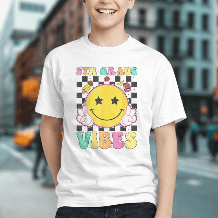 Smiley Face 5th Grade Vibes Back to School Youth T-shirt Smiley Face 5th Grade Vibes Back to School Youth T-shirt