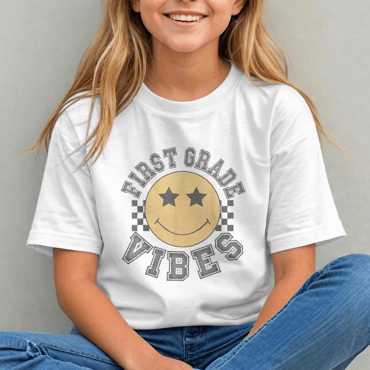Bright Smile 1st Grade Vibes Back to School Youth T-Shirt Bright Smile 1st Grade Vibes Back to School Youth T-Shirt