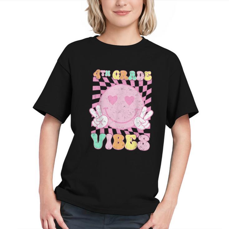Groovy Pink Smiley 4th Grade Back to School Youth T-Shirt