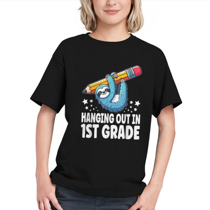 Hanging Out in 1st Grade! Sloth Back to School Youth T-shirt