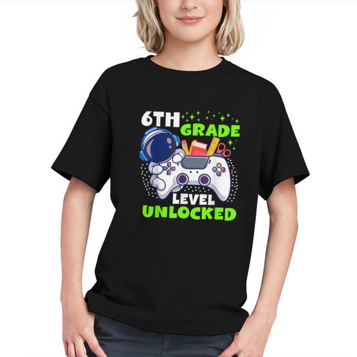 Level Unlocked: Conquer 6th Grade Back to School Youth T-Shirt