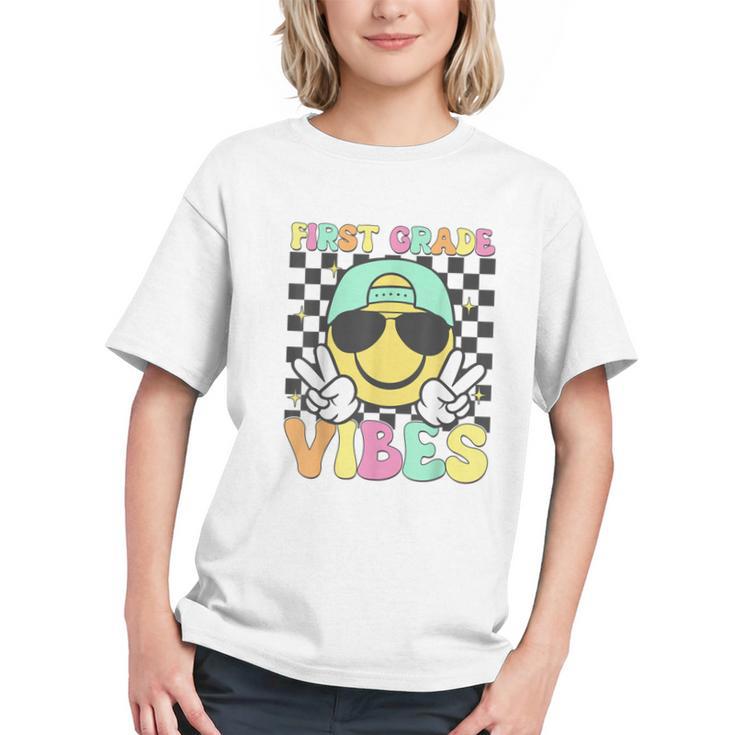 1st Grade Smiley Vibes Back to School Youth T-shirt