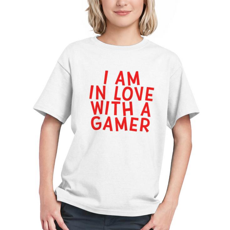 I Am In Love With A Gamer Cute Valentines Day Gamer Couple Raglan Baseball Tee Graphic Youth