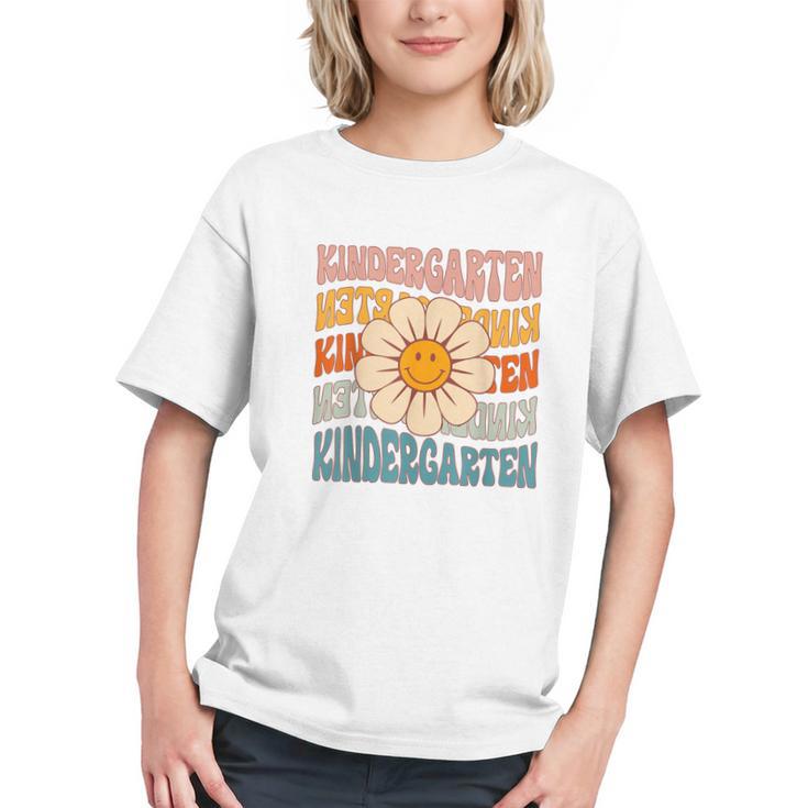 Retro Kindergarten Daisy Colorful Back To School Student Kid Graphic Youth