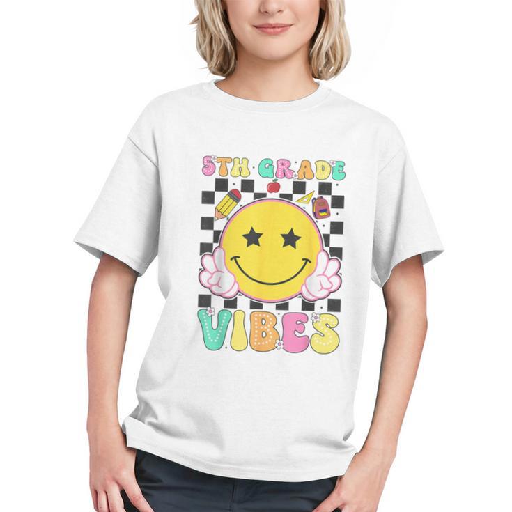 Smiley Face 5th Grade Vibes Back to School Youth T-shirt
