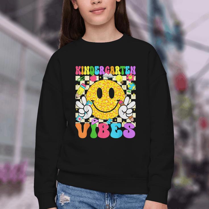 Kindergarten Vibes Smile Face Back To School Kinder Girl Kid Youth Crewneck Sweatshirt