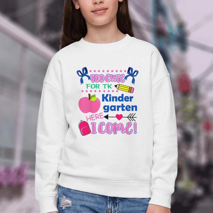 Kids Back To School Here I Come Kindergarten Girls TK Grad Youth Crewneck Sweatshirt Kids Back To School Here I Come Kindergarten Girls TK Grad Youth Crewneck Sweatshirt