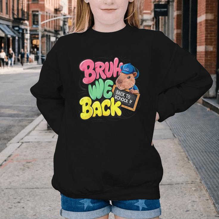 Bruh Wir UnterstüTzen Den Ersten Schulday Back To School Capybara Youth Crewneck Sweatshirt