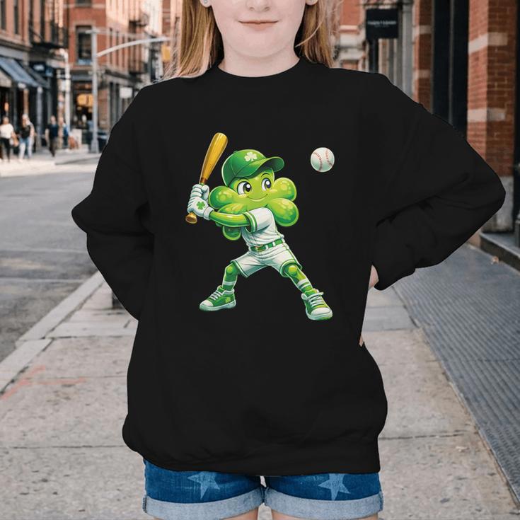 Shamrock Playing Baseball St Patricks Day Men Boys Kid Youth Crewneck Sweatshirt