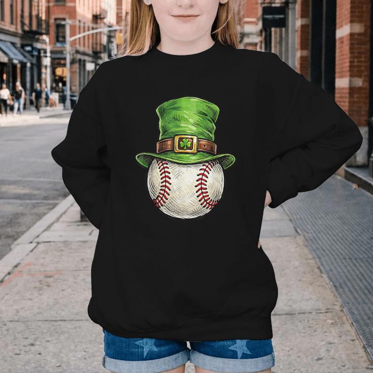 St Patricks Day Baseball Player Leprechaun Hat Men Boys Kids Youth Crewneck Sweatshirt St Patricks Day Baseball Player Leprechaun Hat Men Boys Kids Youth Crewneck Sweatshirt