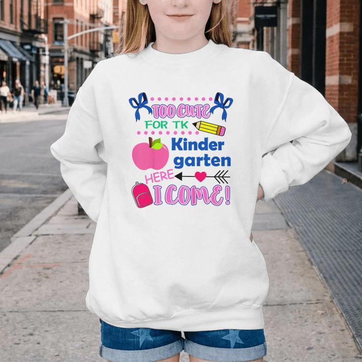 Kids Back To School Here I Come Kindergarten Girls TK Grad Youth Crewneck Sweatshirt Kids Back To School Here I Come Kindergarten Girls TK Grad Youth Crewneck Sweatshirt