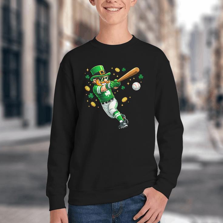 Leprechaun Play Baseball St Patrick's Day Men Kid Boys Youth Crewneck Sweatshirt Leprechaun Play Baseball St Patrick's Day Men Kid Boys Youth Crewneck Sweatshirt