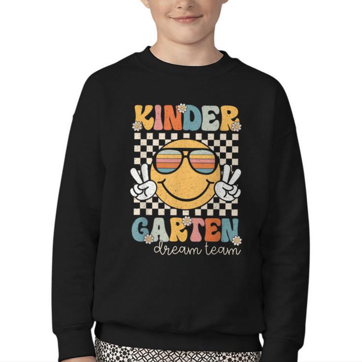 KinderGarten Dream Team Smile Retro Back To School Kinder Youth Crewneck Sweatshirt