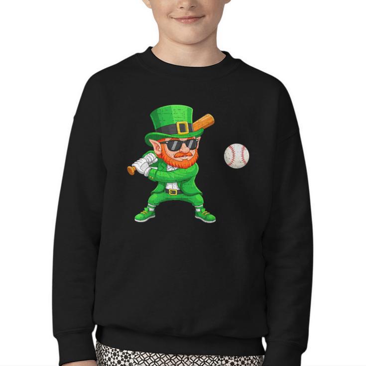 Leprechaun Playing Baseball St Patricks Day Sport Boys Youth Crewneck Sweatshirt
