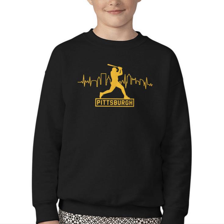 Pittsburgh Lovers Skyline Retro Baseball Heartbeat Men Women Youth Crewneck Sweatshirt