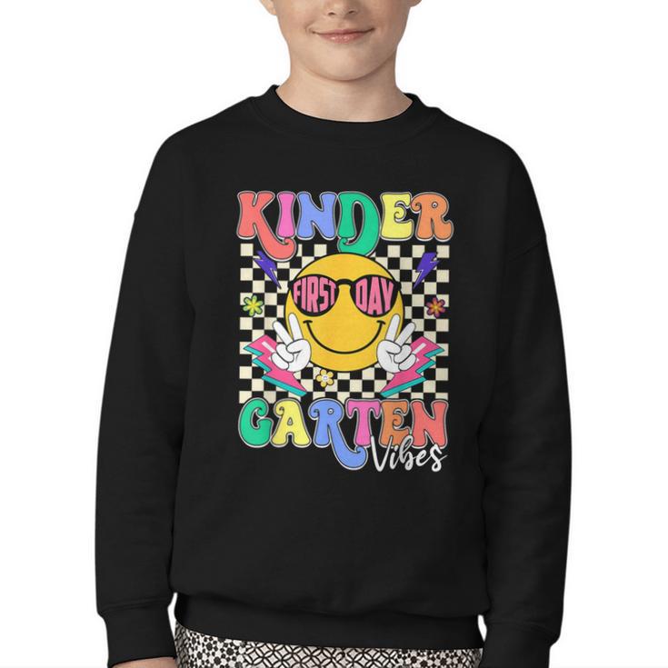 Retro Groovy Kinder Garten Vibes Smile Team Back To School Youth Crewneck Sweatshirt