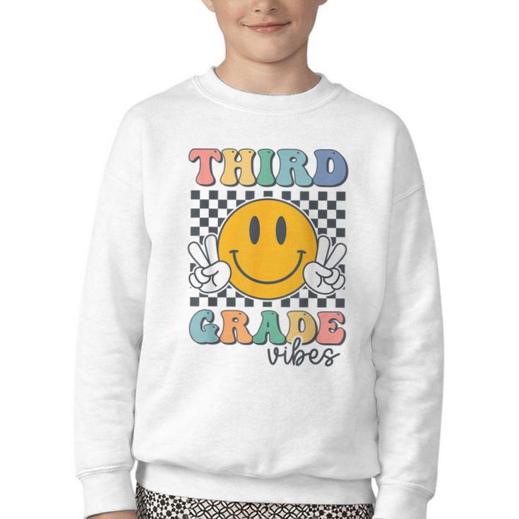 Third Grade Vibes Retro Smile Back To School 3rd Grade Team Youth Crewneck Sweatshirt