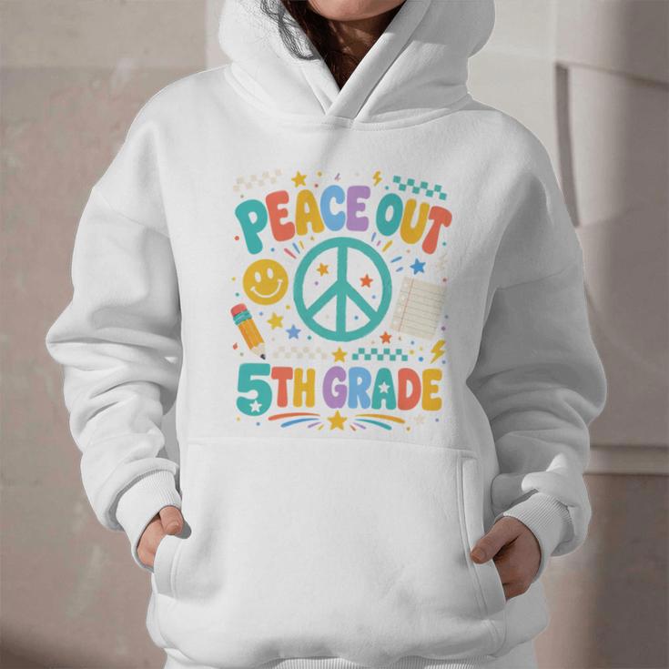 Peace Out 5th Grade Retro Back To School Students Graphic Youth Hoodie