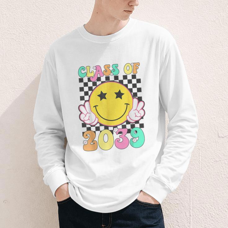 Retro Class Of 2039 Grow With Me Back To School Kindergarten Youth Long Sleeve Tee