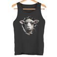 羊が穴から覗いています 農夫 羊飼い 飼い Coolheep Portrait タンクトップ