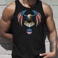 Abstract Unitedtates Of America Wild Eagle With Usa Flag タンクトップ 彼への贈り物
