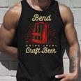 Bend Drink Local Craft ビールオレゴン醸造業者またはクラフト醸造所 タンクトップ 彼への贈り物