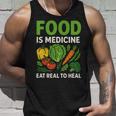 Food Is Medicineの栄養士、自然療法医栄養士へのギフト 長袖tシャツ タンクトップ 彼への贈り物