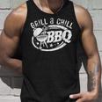 Grill And Chill おもしろbbqバーベキューシェフ 肉料理人 タンクトップ 彼への贈り物