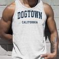 Dogtown California Ca ビンテージアスレチックスポーツデザイン タンクトップ 彼への贈り物