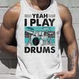 Yeah I Play Drums Drummer Play Drumming タンクトップ 彼への贈り物