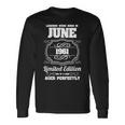 1961年6月生まれのレジェンドたち 60歳の誕生日 長袖Tシャツ ギフトのアイデア