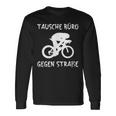 Triathlete Office Against Road Bike ランニング トライアスロンスポーツ 長袖Tシャツ ギフトのアイデア