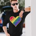 Love Is Love レインボーハート 長袖Tシャツ 彼への贈り物