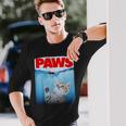 Paws Parody Cat Chasing A Cutecared Mouse Cat Lover 長袖Tシャツ 彼への贈り物