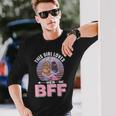 この少女は彼女のbffを愛している 友情 チーム 格言 友人 親友 長袖Tシャツ 彼への贈り物