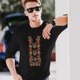 ウクライナのトリサブレッドポピー レトロフローラル ウクライナvyshyvanka 長袖Tシャツ 彼への贈り物