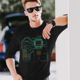 コンピュータープロセッサー、マイクロチップ、テクノロジー 長袖Tシャツ 彼への贈り物
