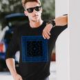 メンズ ブラックブルーバンダナプリントtシャツ ロイヤルブルーペイズリー柄 長袖Tシャツ 彼への贈り物