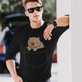 ポケットの赤ちゃんウォンバット かわいいオーストラリアのウォンバット 長袖Tシャツ 彼への贈り物