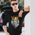 ライオンファンのための王冠を持つライオン 長袖Tシャツ 彼への贈り物