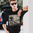 ロボットの行進、Sf、ロボット 長袖tシャツ 長袖Tシャツ 彼への贈り物