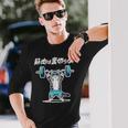 筋肉は裏切らない 猫 筋トレ ネコ おもしろ 面白い ネタ 長袖Tシャツ 彼への贈り物