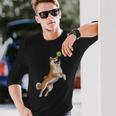 遊び心のある柴犬フェッチ追いかけテニスボール 長袖Tシャツ 彼への贈り物