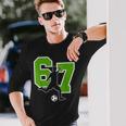 面白い67サッカー選手シックスセブンサッカースポーツチーム 長袖Tシャツ 彼への贈り物