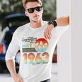 60歳の誕生日 1963年5月から伝説の60歳の誕生日 長袖Tシャツ 彼への贈り物