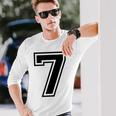 7歳の誕生日おめでとうのツインデーのためのナンバー7ジャージ。 長袖Tシャツ 彼への贈り物