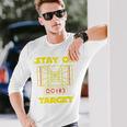 Stay On Target-ディスクゴルフtシャツ 長袖Tシャツ 彼への贈り物