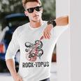 レトロ オクトパス クラーケン ギターを弾く Rock-Topus ギタリスト 長袖Tシャツ 彼への贈り物